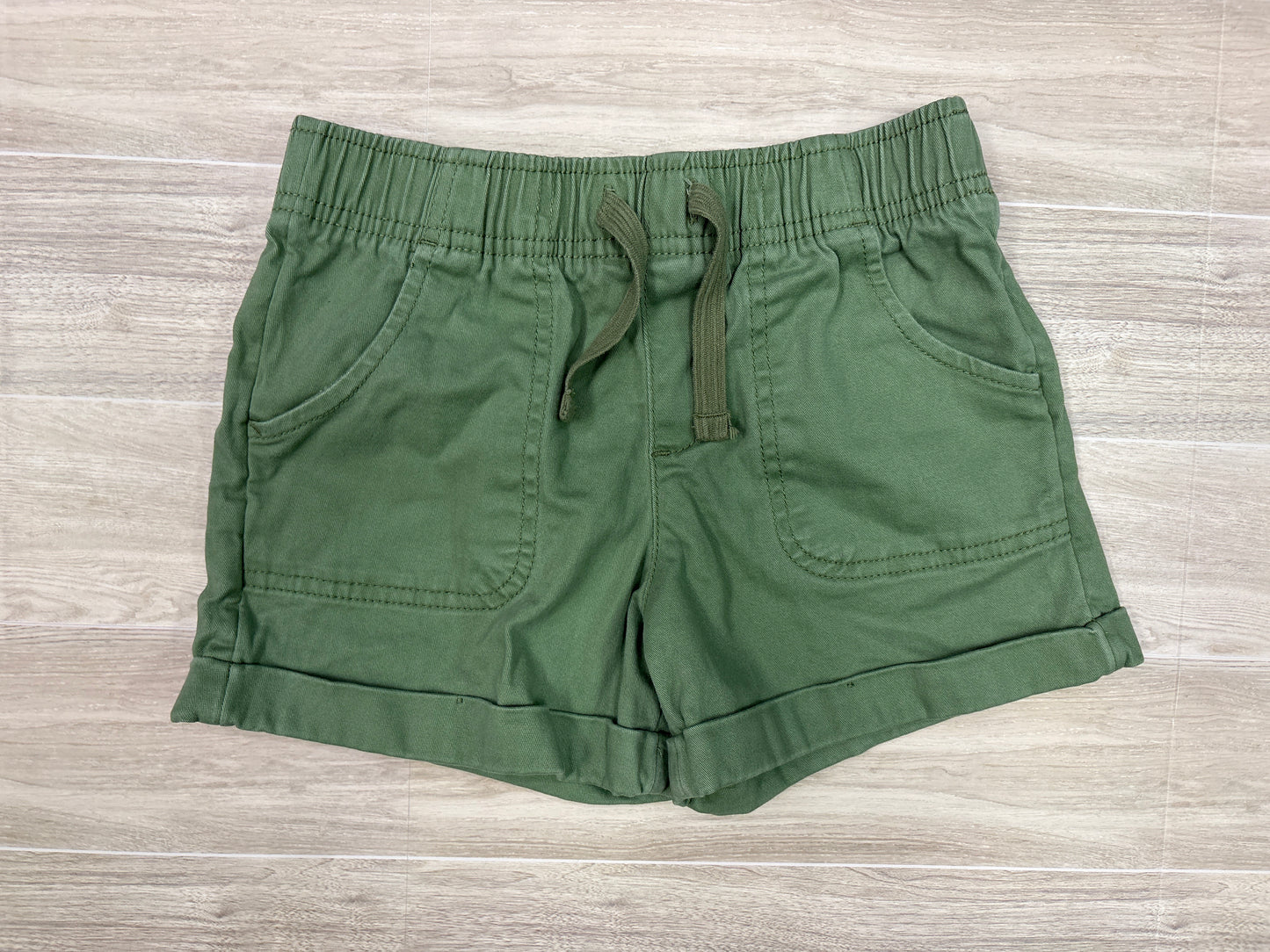 6x Olive Pull On Shorts