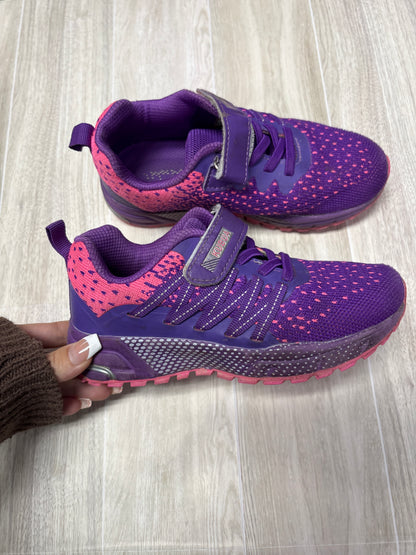 1Y Purple/Pink Sneakers