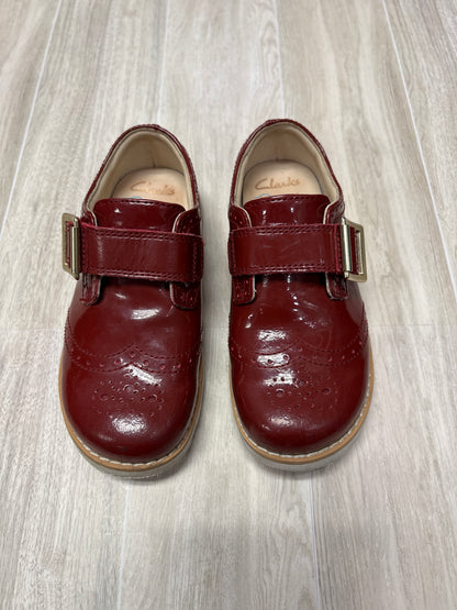 9c Clarks Mary Jane Shoe with Velcro Buckle