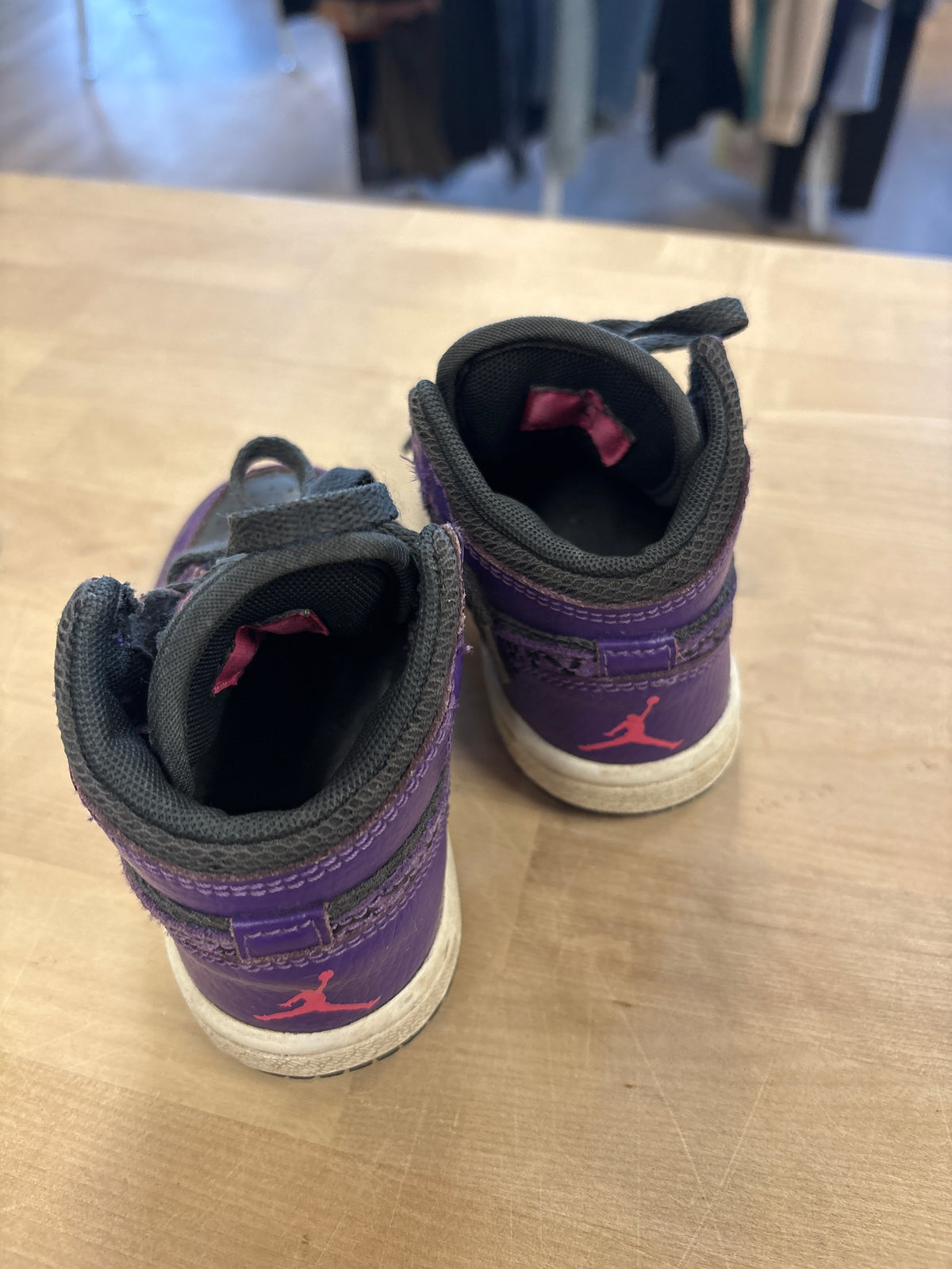5c Air Jordan 1 Phat Mid Anthracite/Purple Spark