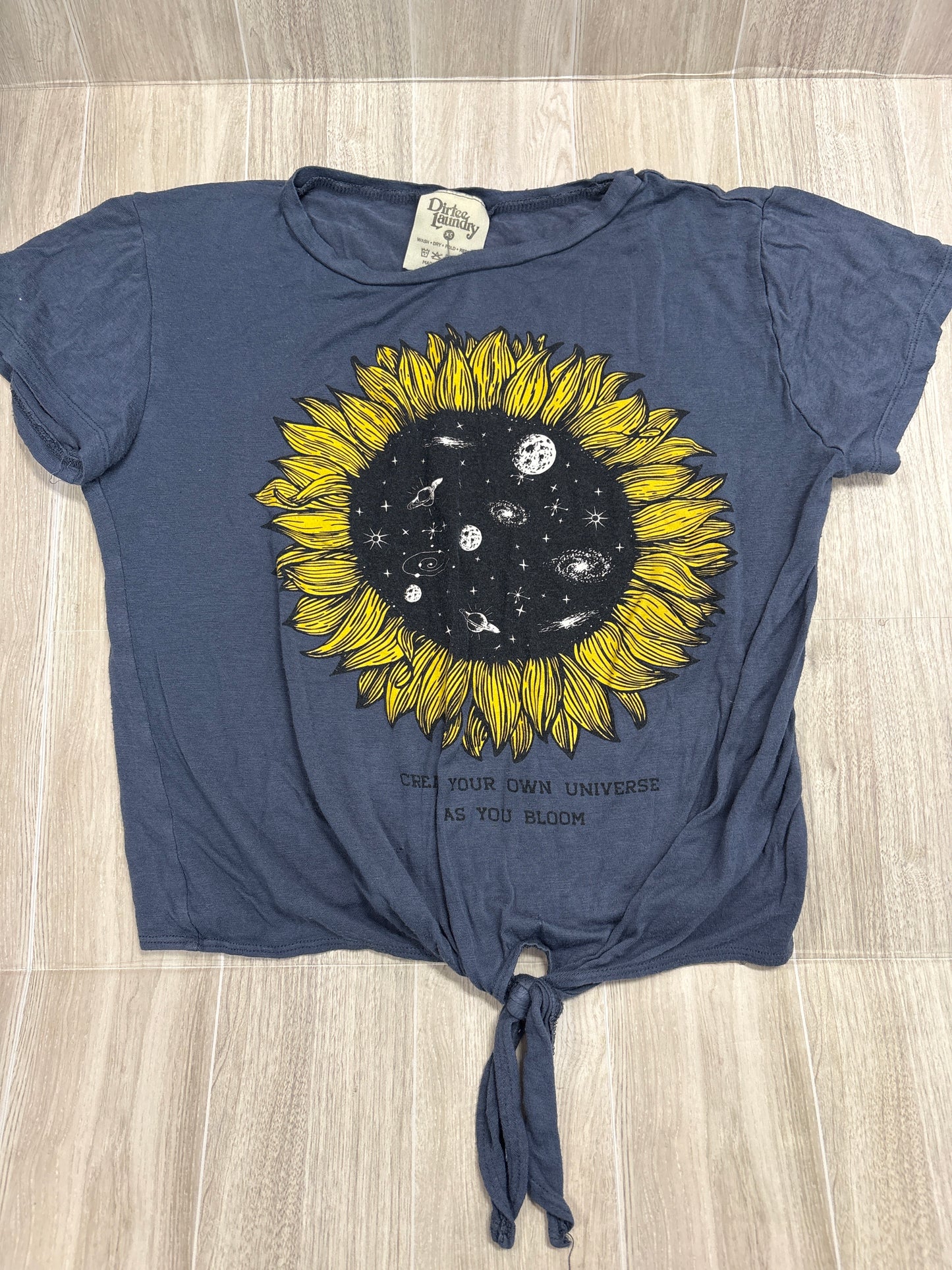 10/12 Blue Sunflower Space Graphic Knotted Tee