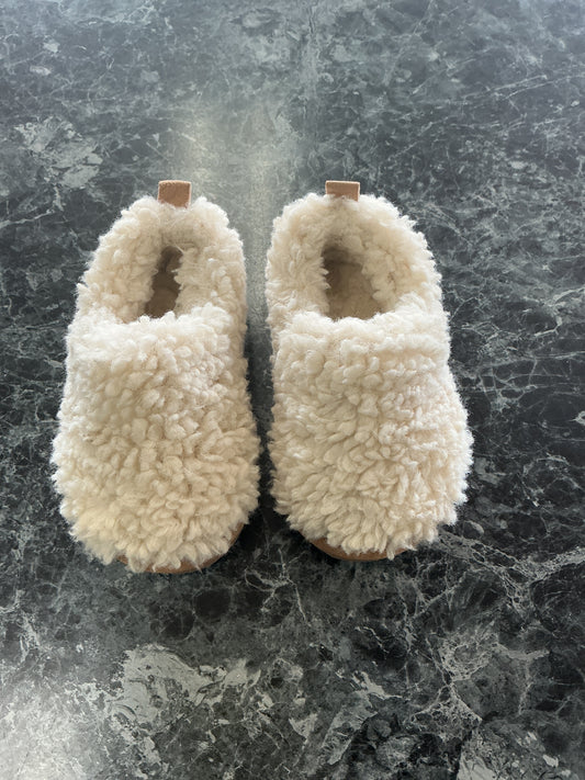 7c Sherpa Slipper Shoe