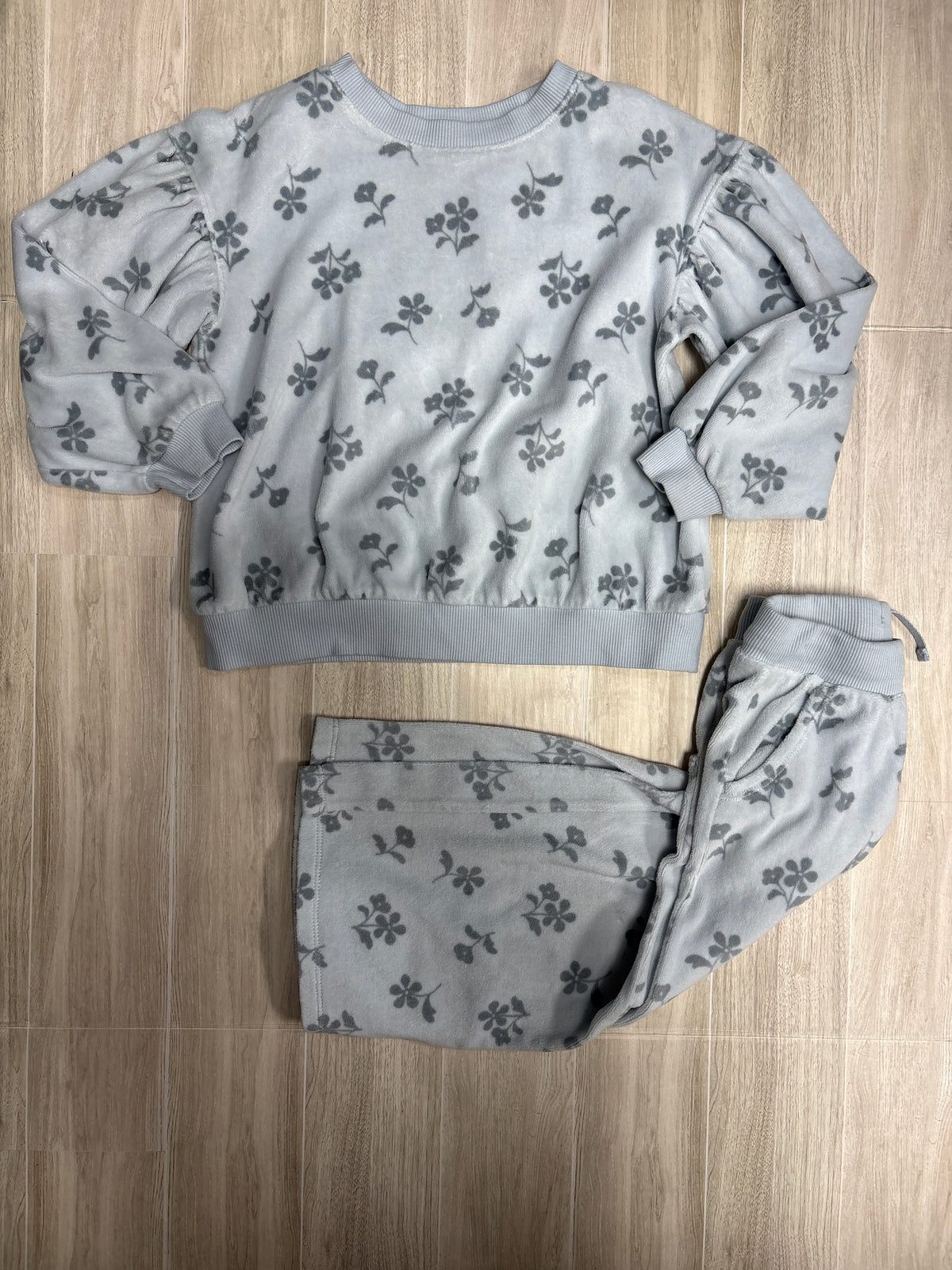 4/5 Light Blue Terry Lounge Set (Top 5T Bottoms 4T) - Blemish