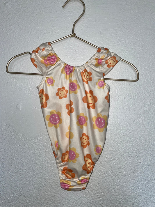 NWT 9-12m Baileys Blossoms Smiley Flower Onesie