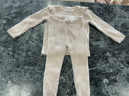 18m Beige Ribbed 2 Piece Ruffled Set