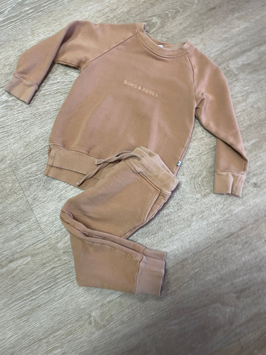 2T Bums & Roses 2 Piece Lounge Set