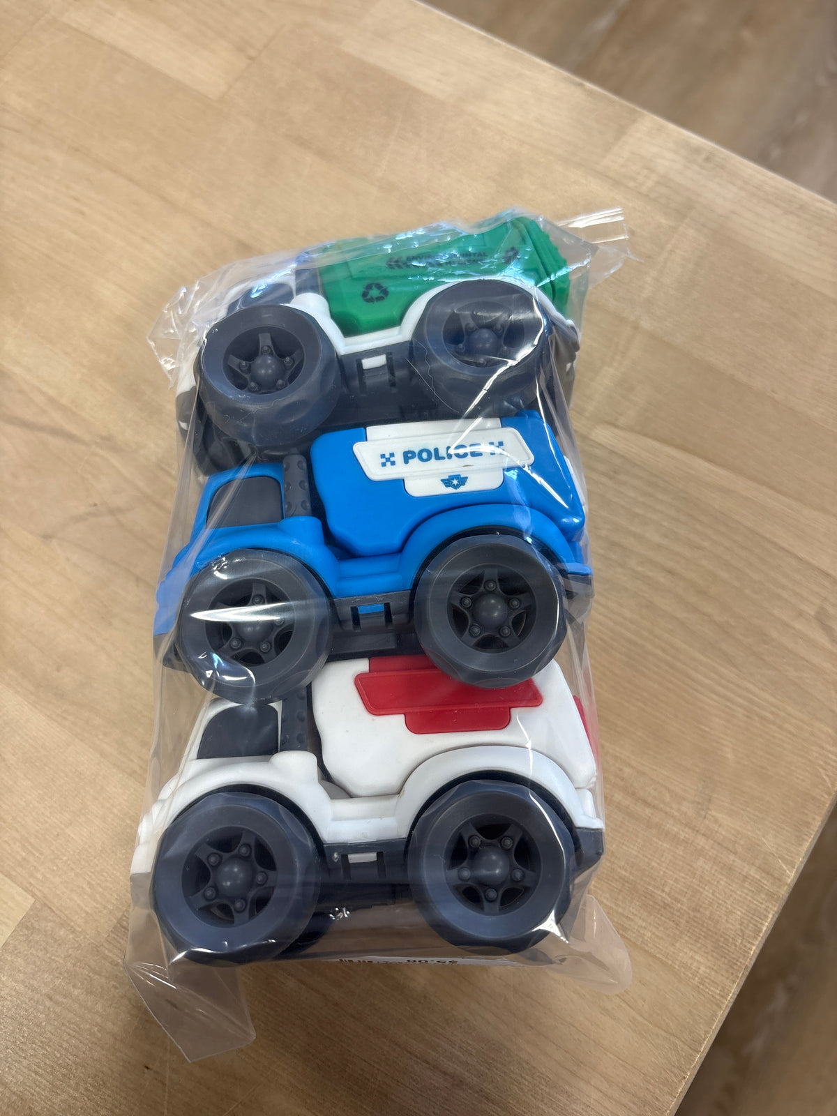 Toy - 3 Pack Big Wheel Cars