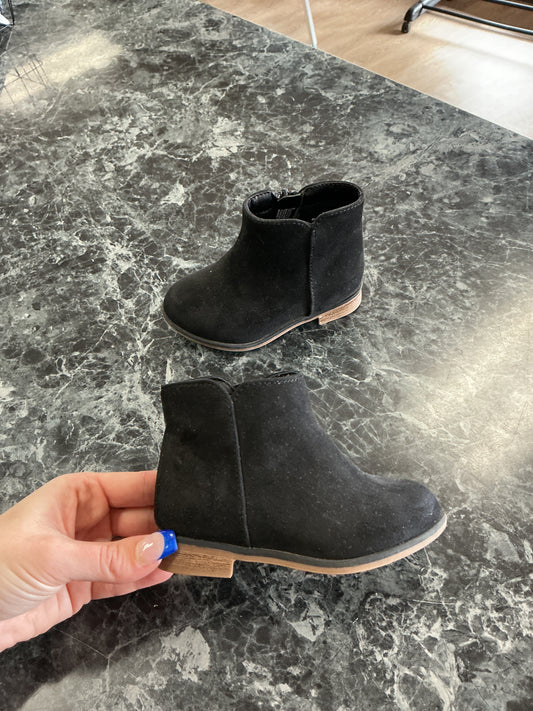 5c Black Booties