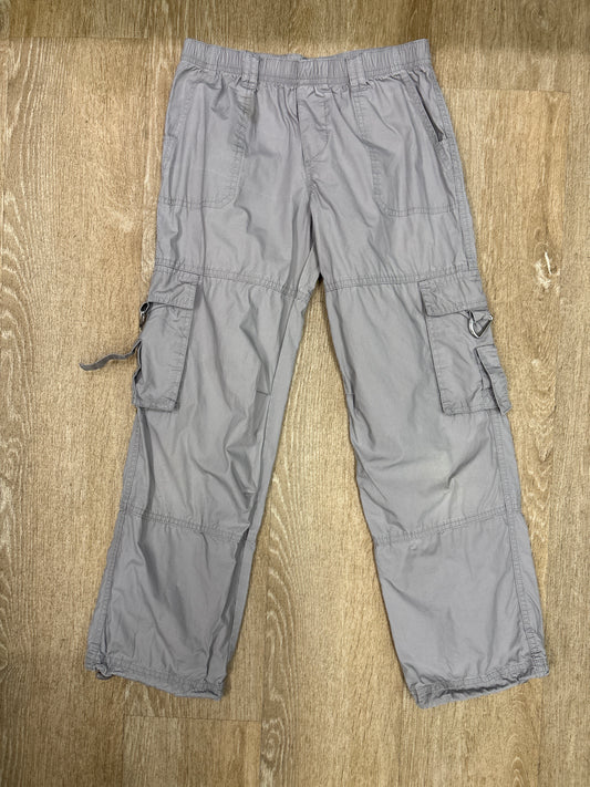 8/10 Grey Cargo Pants - Blemish