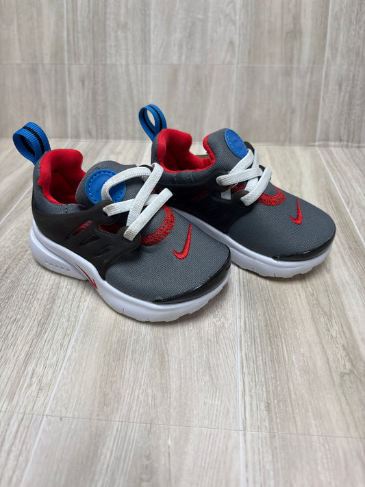 5c Nike Presto TD Grey Slip On Sneakers