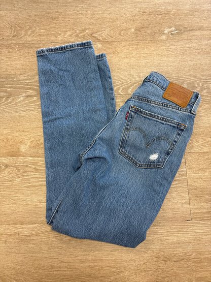 Womens 25 / 30 Levis 501 Distressed Denim Pants