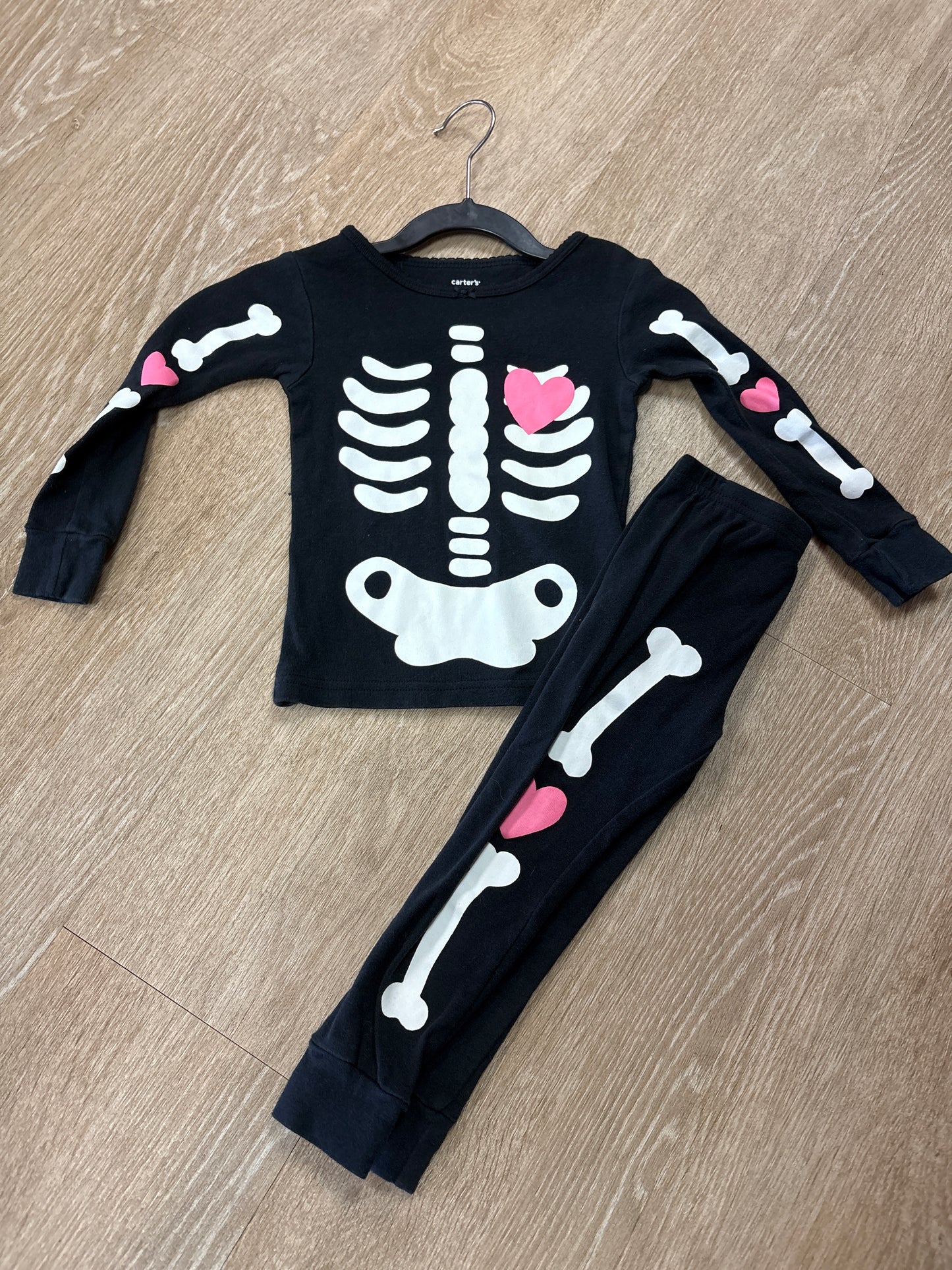 2T Skeleton Heart 2 Piece Lounge Set