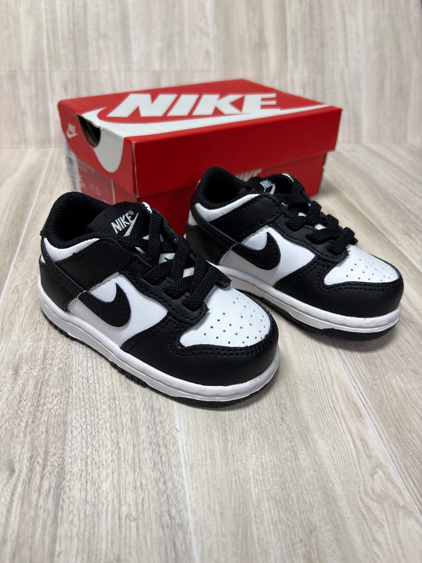 NWt 5c Nike Panda Sneakers - Black/White