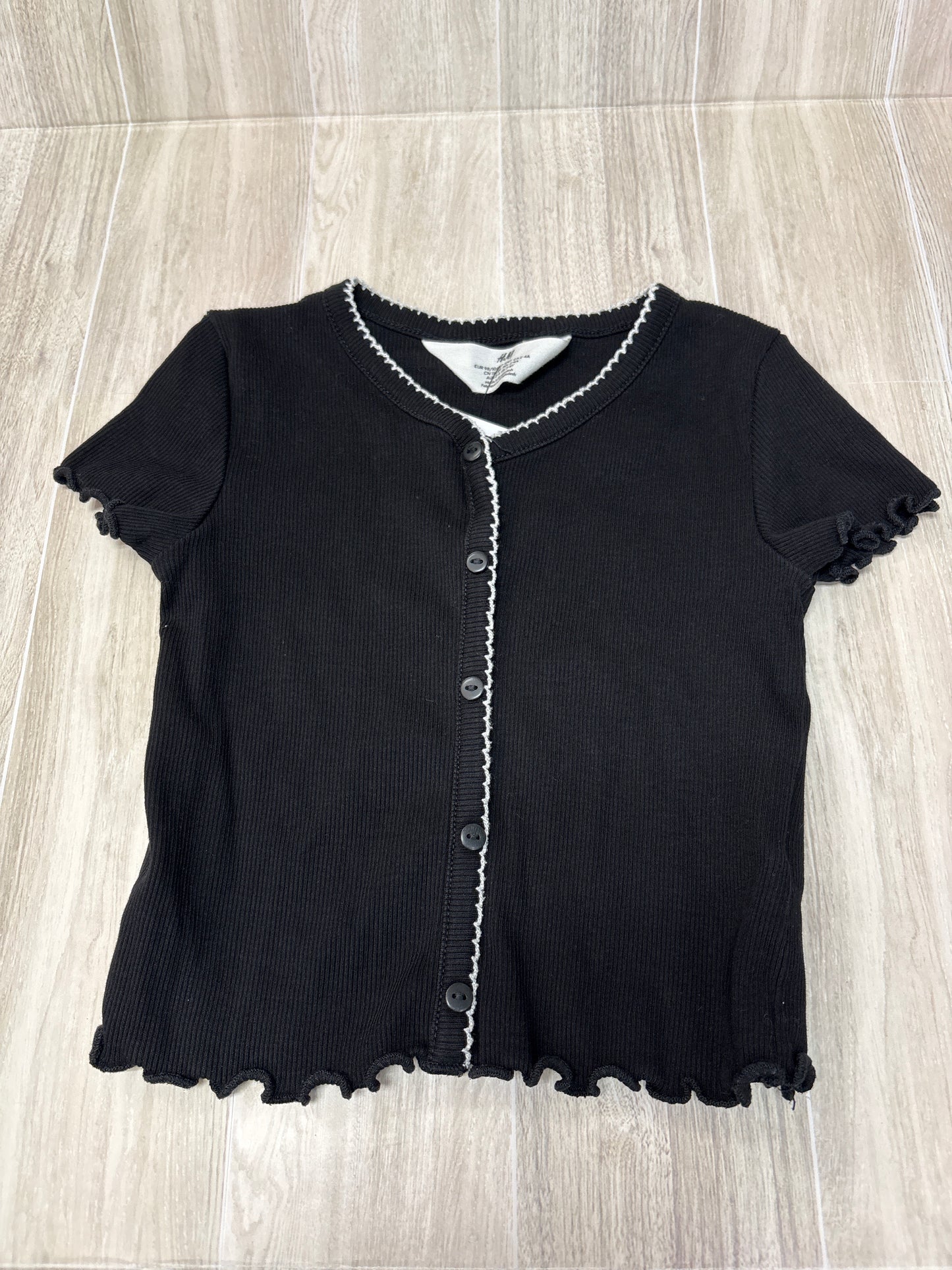 3/4 Black Ribbed Button Tee With White Trim