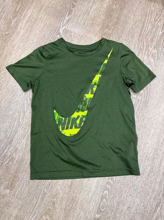 7/8 Nike Green Athletic Logo Shirt