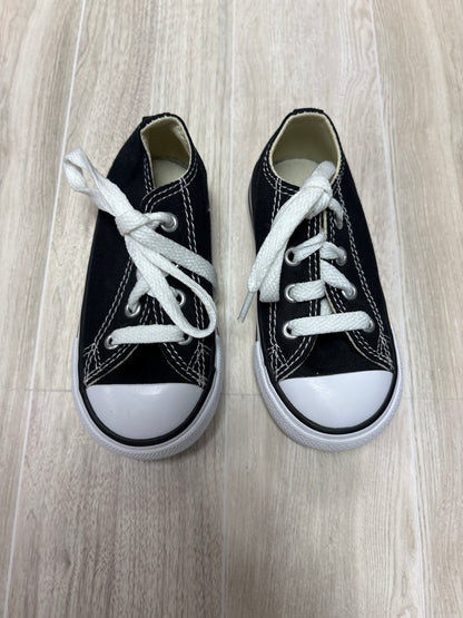 NWOT 5c Black/White Converse Sneakers