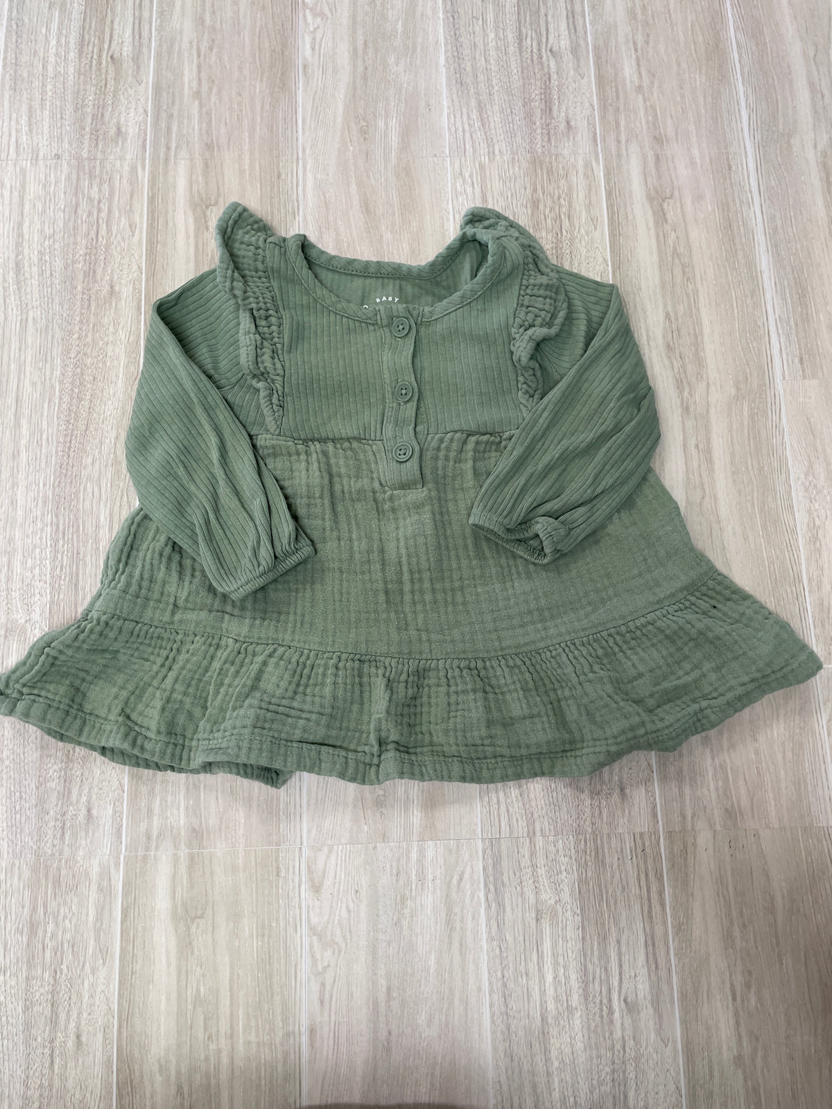 6-9m Olive Ribbed Gauze Ruffle Dress