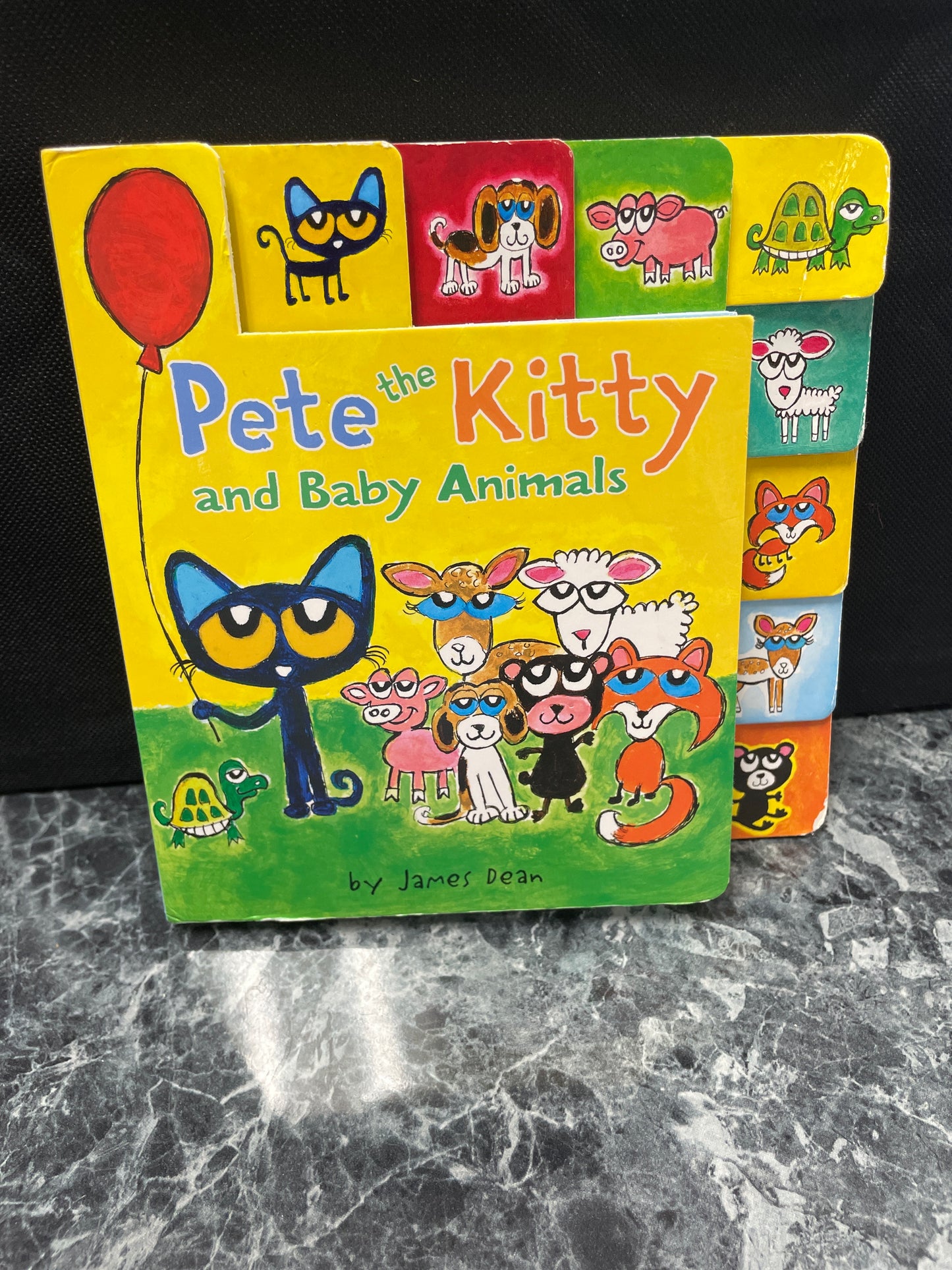 Book - Pete The Kitty and Baby Animals