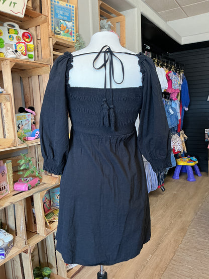 Women’s Medium Black Puff Sleeve Dress