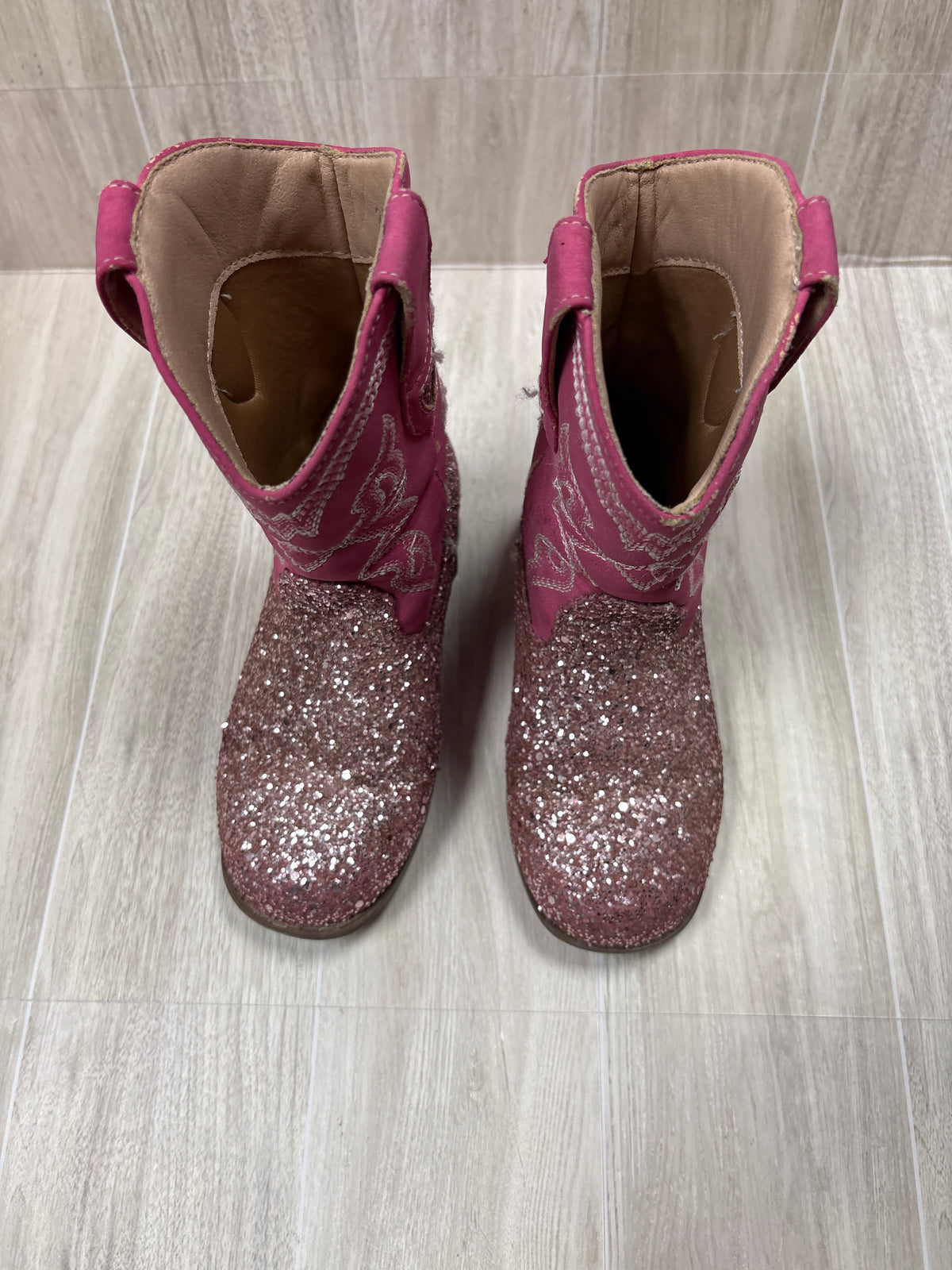 10c Pink Glitter Western Boot