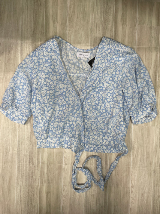 Womens Medium Light Blue Floral Tie Crop Blouse