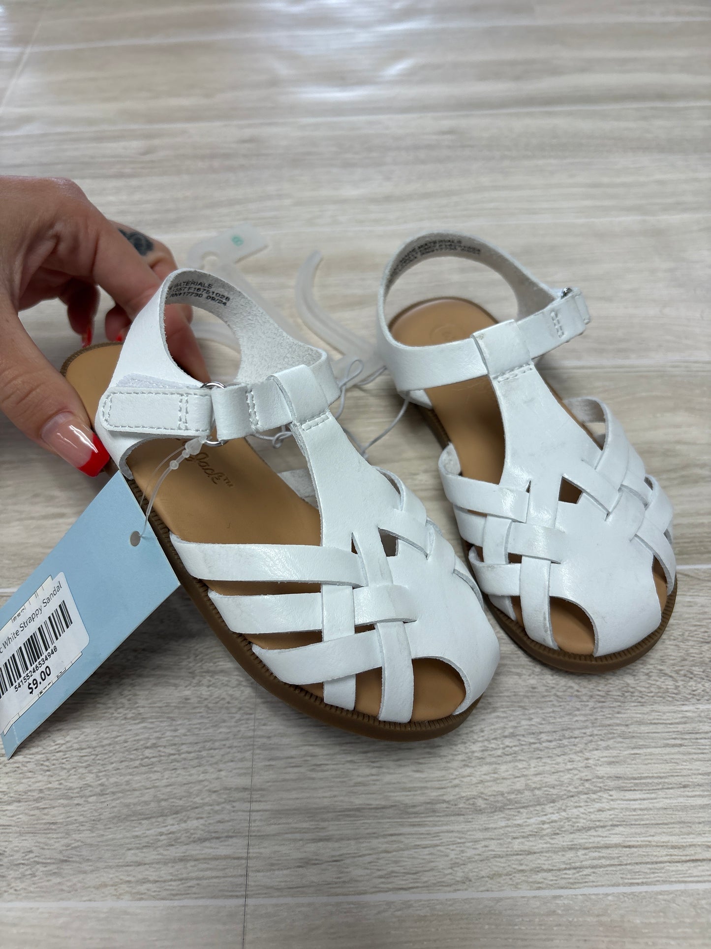 NWT 8c White Strappy Sandal