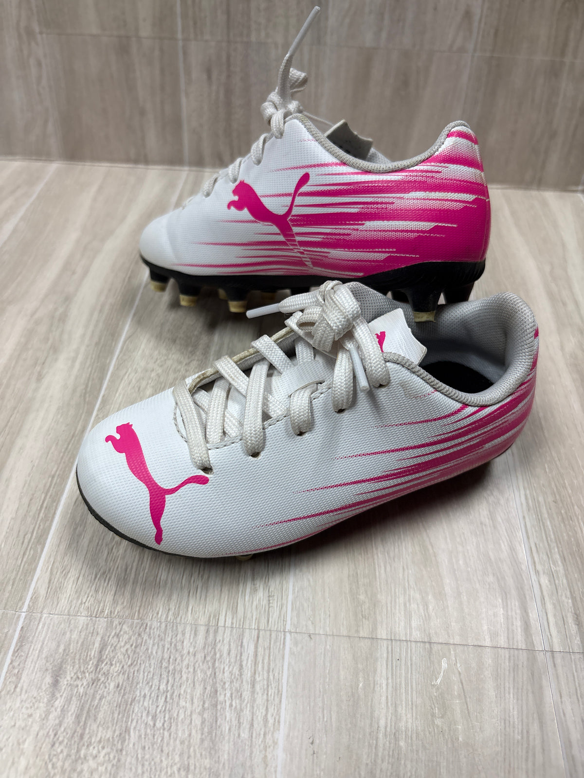 9c Pink/White Puma Cleats