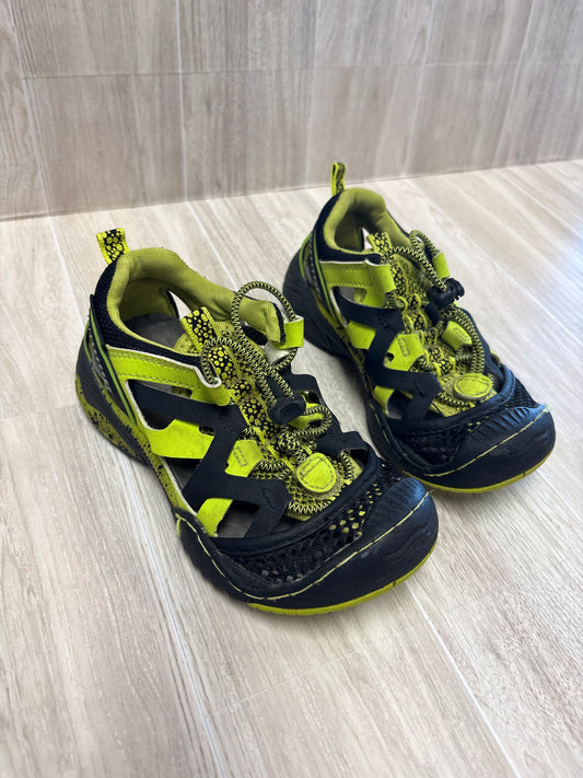 10m Green/Black Trail Sandals