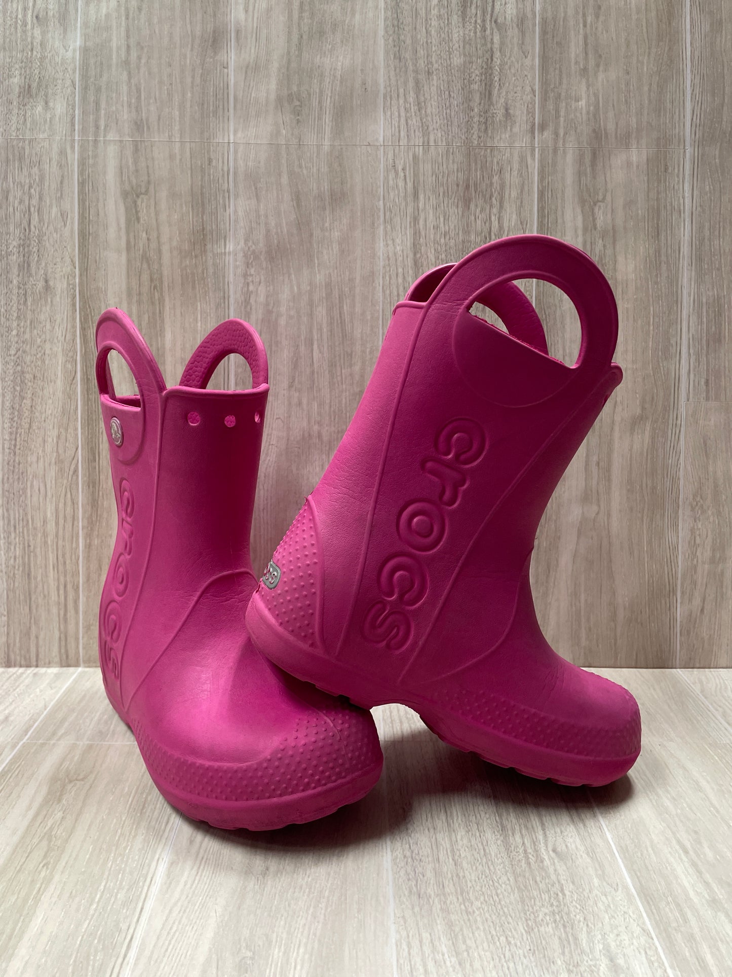 11c Pink Crocs Rainboot - Blemish