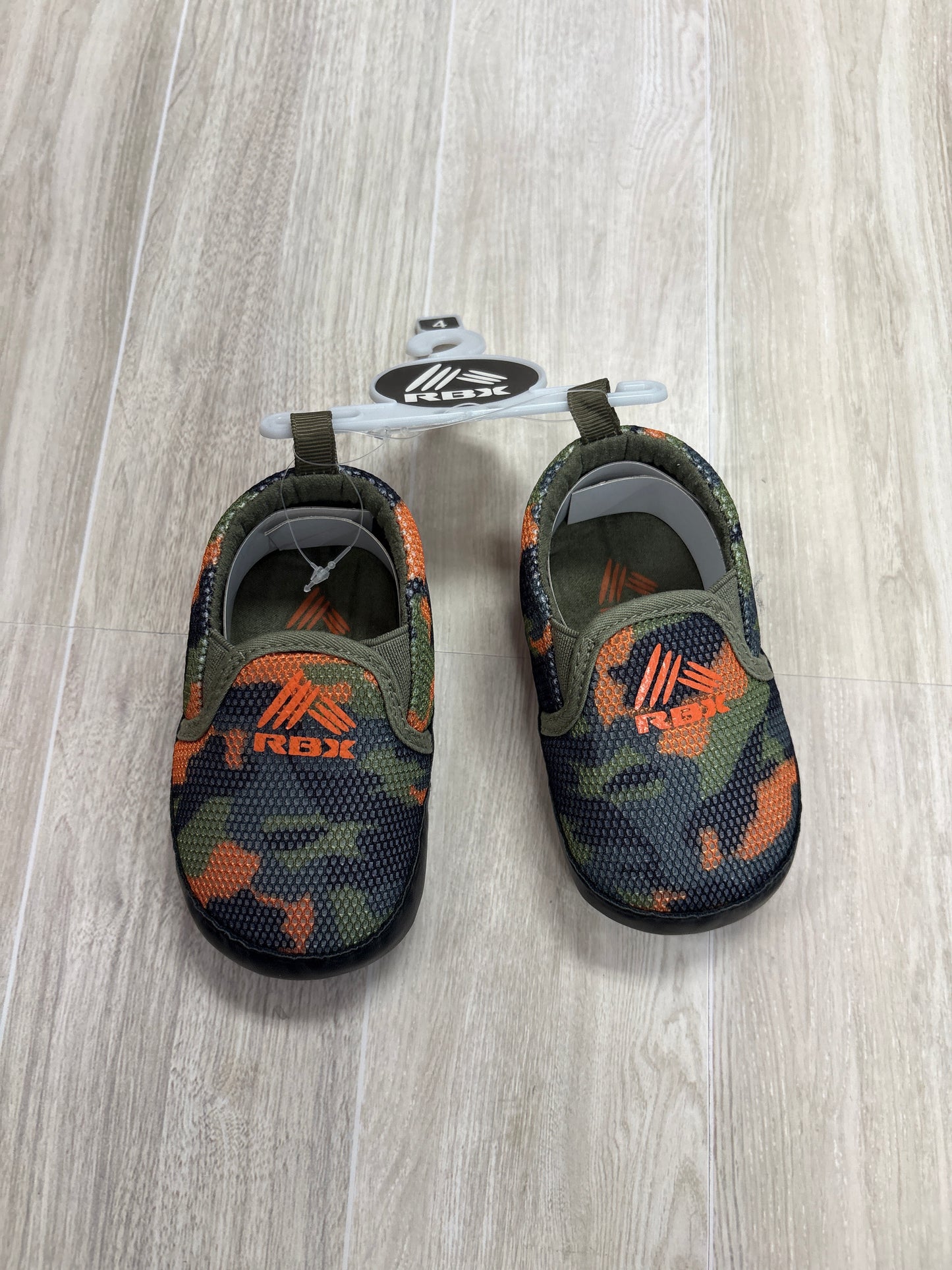 NWT 4c Camo Crib Shoes