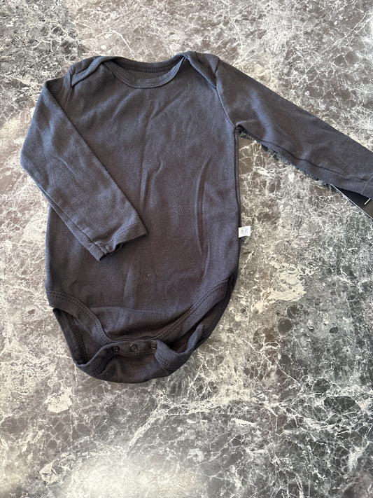 6-9m Organic Black Onesie