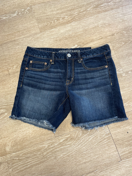 NWOT Womens 8 American Eagle Dark Wash Boy Midi Shorts