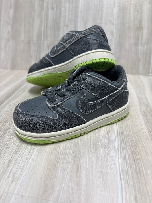 8c Nike Dunk Low Halloween Cauldron Shoes