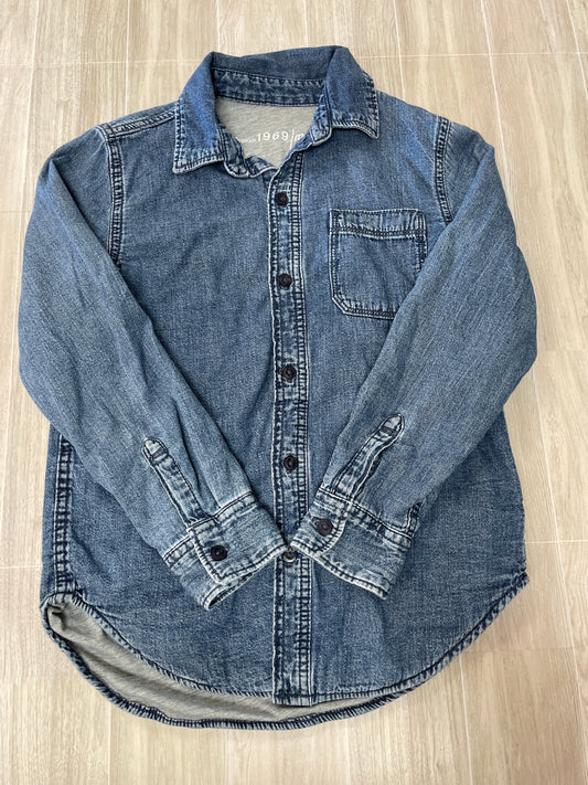 8/9 GAP Chambray Lined Button Up Shacket
