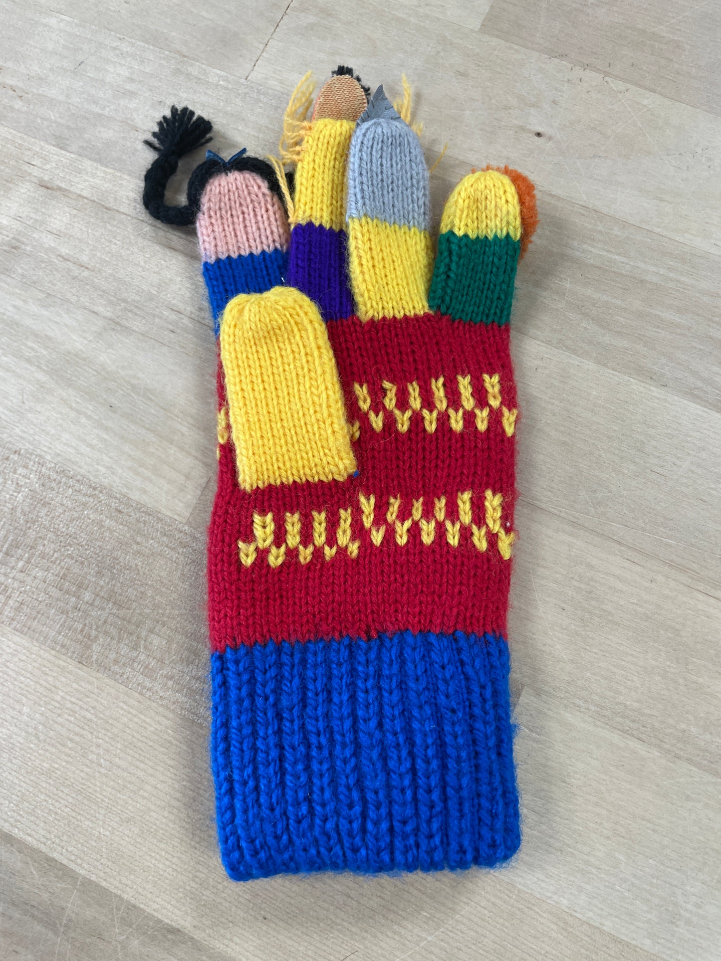 Vintage Knit Wizard of Oz Glove (Single)