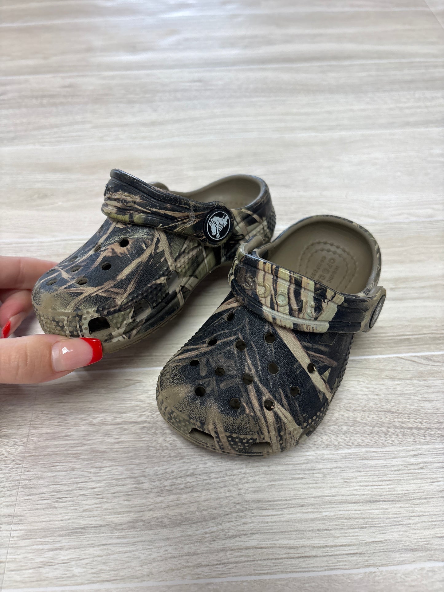 5c Camo Crocs