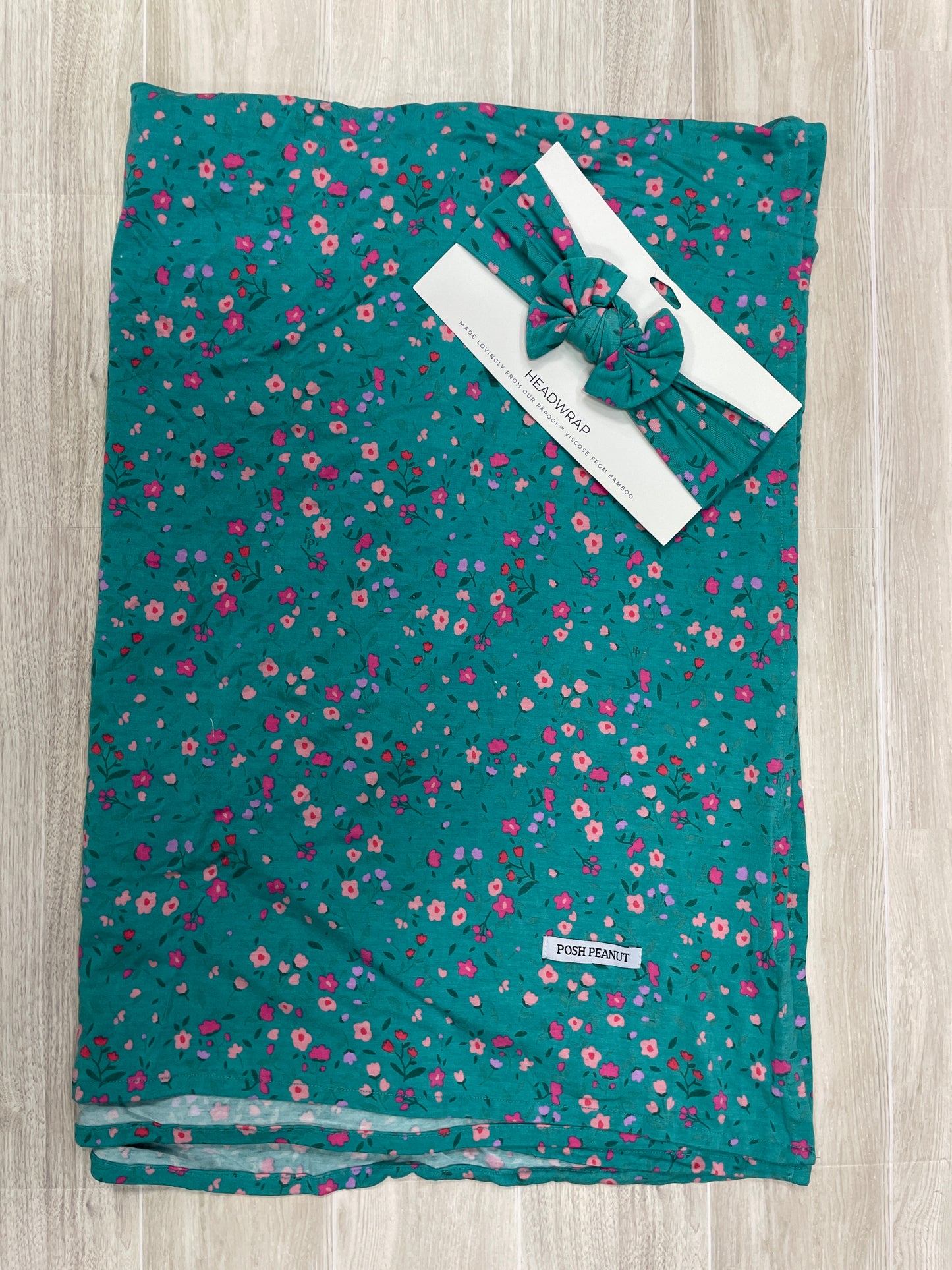 Posh Peanut Swaddle + NWT Bow Set - Teal Flowers