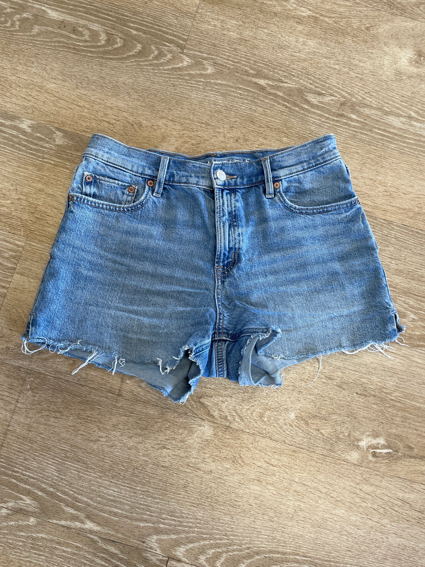 Womens 4 American Eagle Strigid Denim Shorts