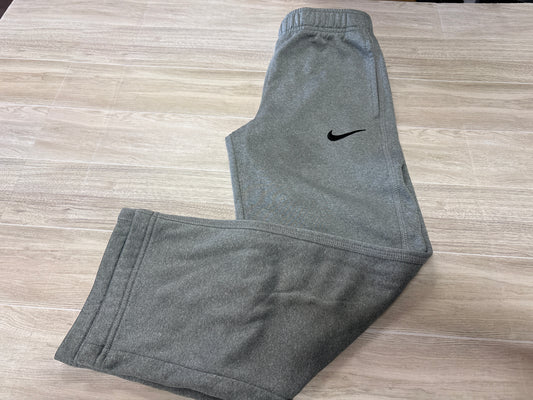 6/7 Light Grey Heathered NIKE sweatpant