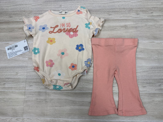 0-3m Kit + Pearl Im So Loved Onesie + Legging Set