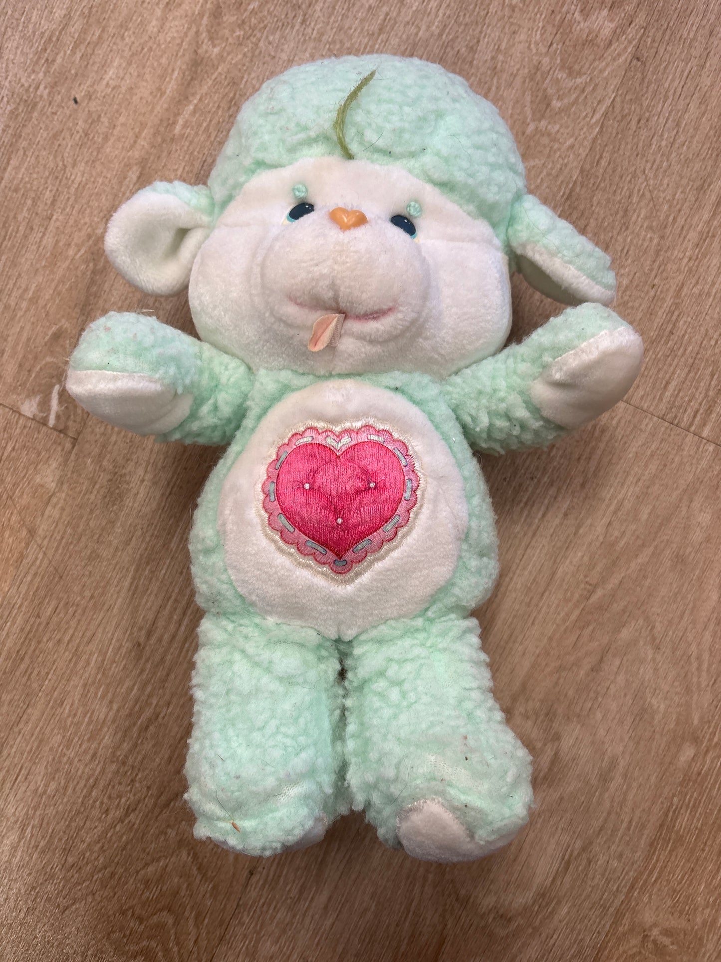 Toy - VINTAGE Care Bear Cousin / Gentle Heart Lamb