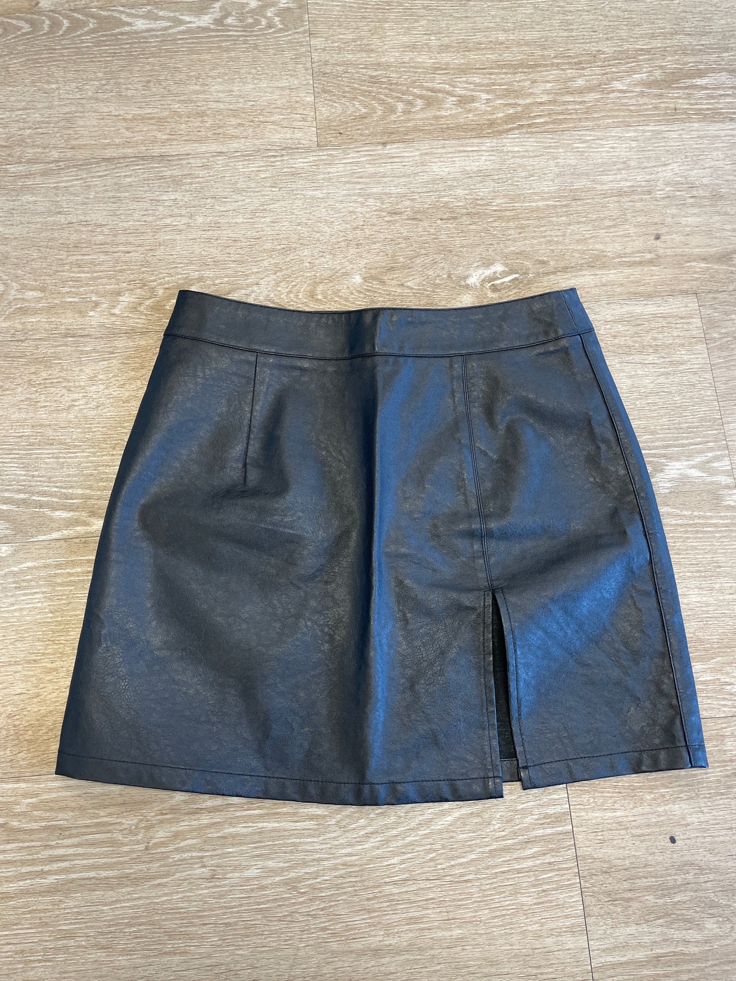 Womens Small Pleather Skirt