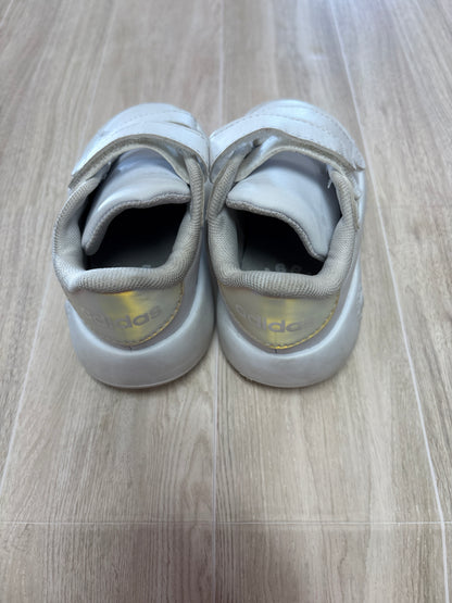 7c Adidas Sunset Logo Bubble Comfy Sneaker