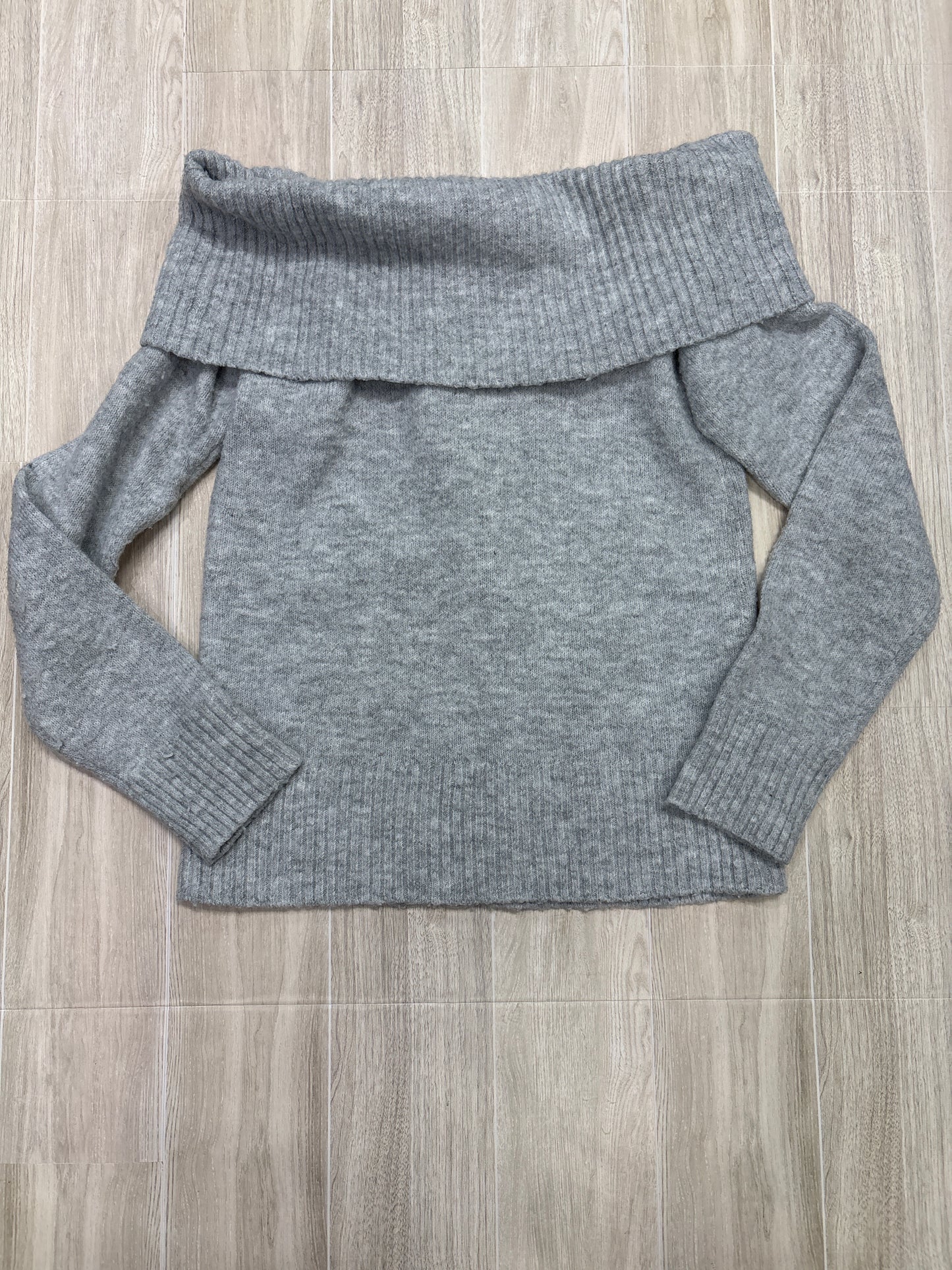 8 Light Grey Off Shoulder Ribbed Knit Sweater