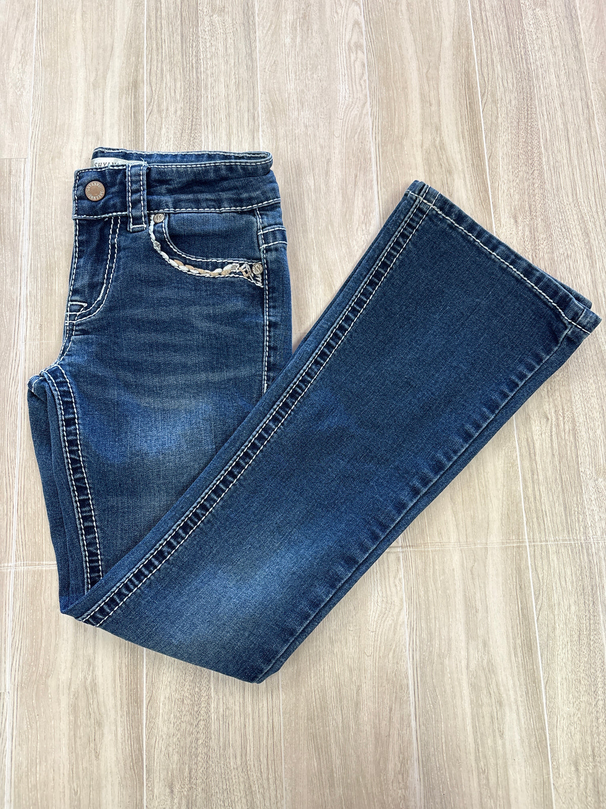 6 Shyanne Dark Wash Embroidered Steer Pocket Denim