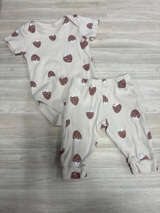 3m Neutral Strawberry 2 Piece Onesie + Pant Set