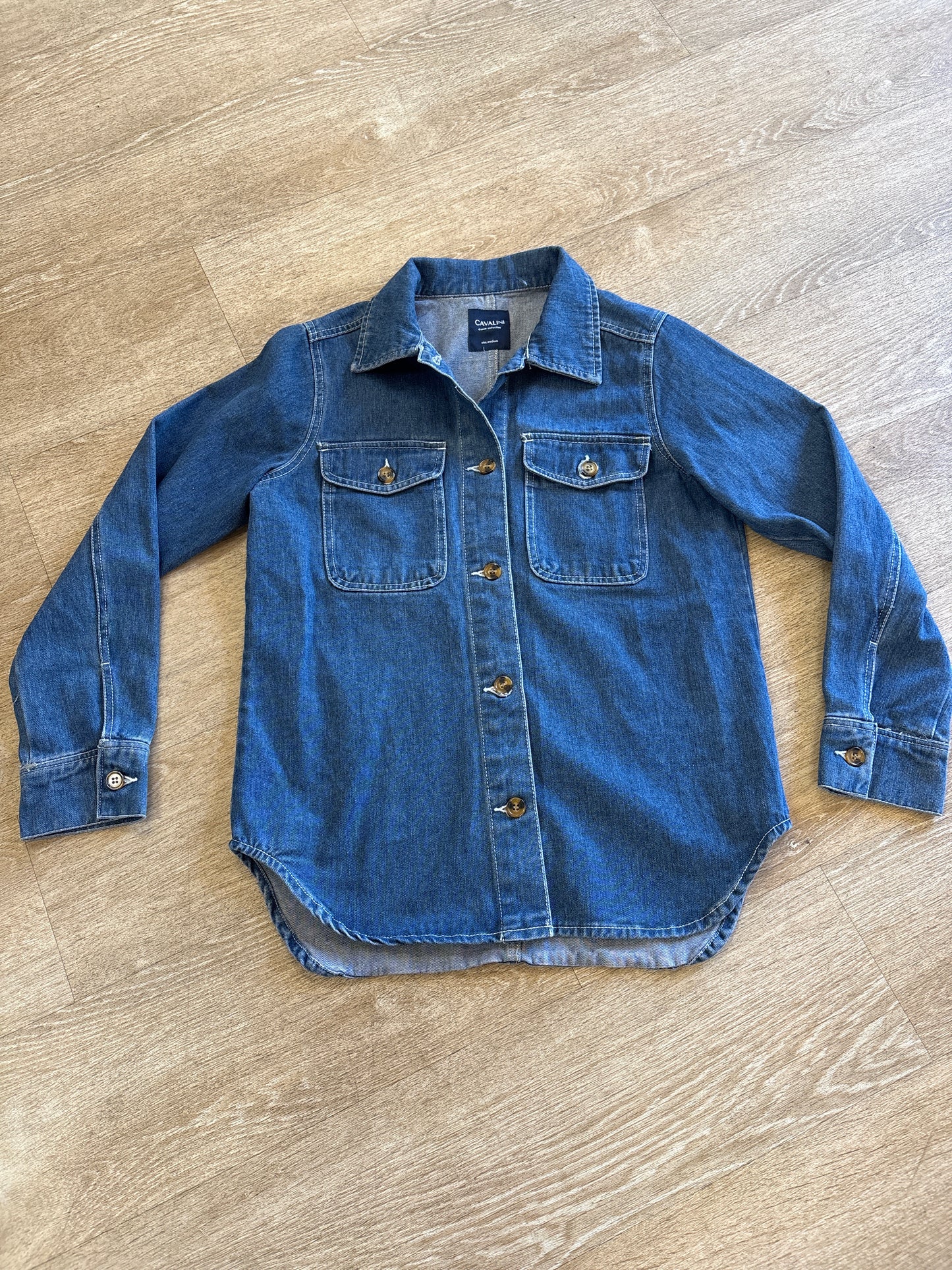 NWT Womens Medium Cavalini Denim Button Shirt