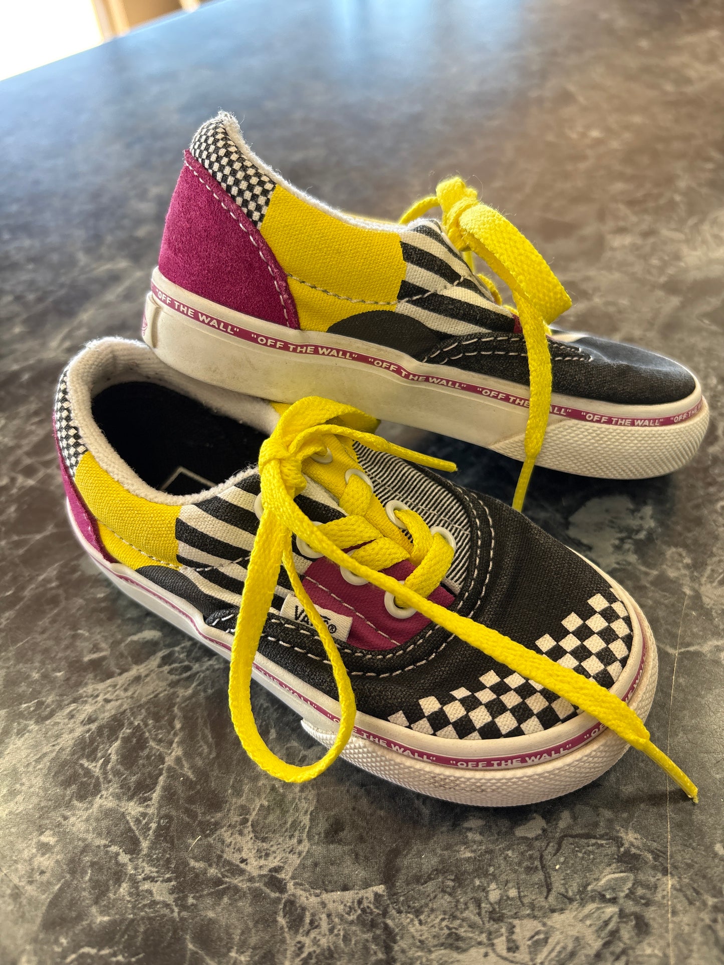 6c Vans Retro Checkered/Yellow/Pink Sneaker