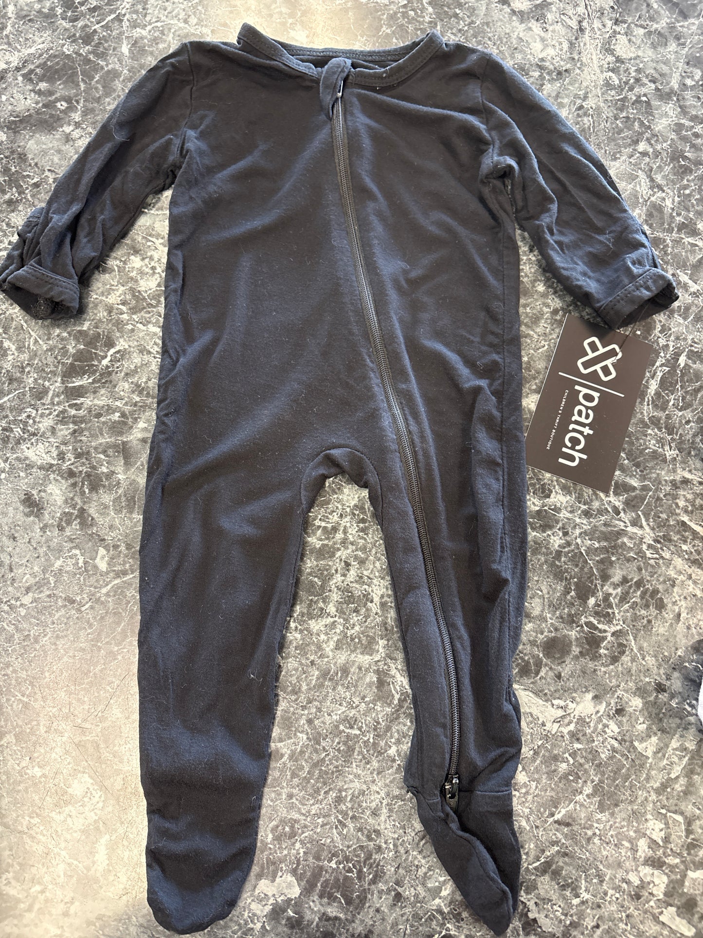 Newborn Guisby Black Footed Romper