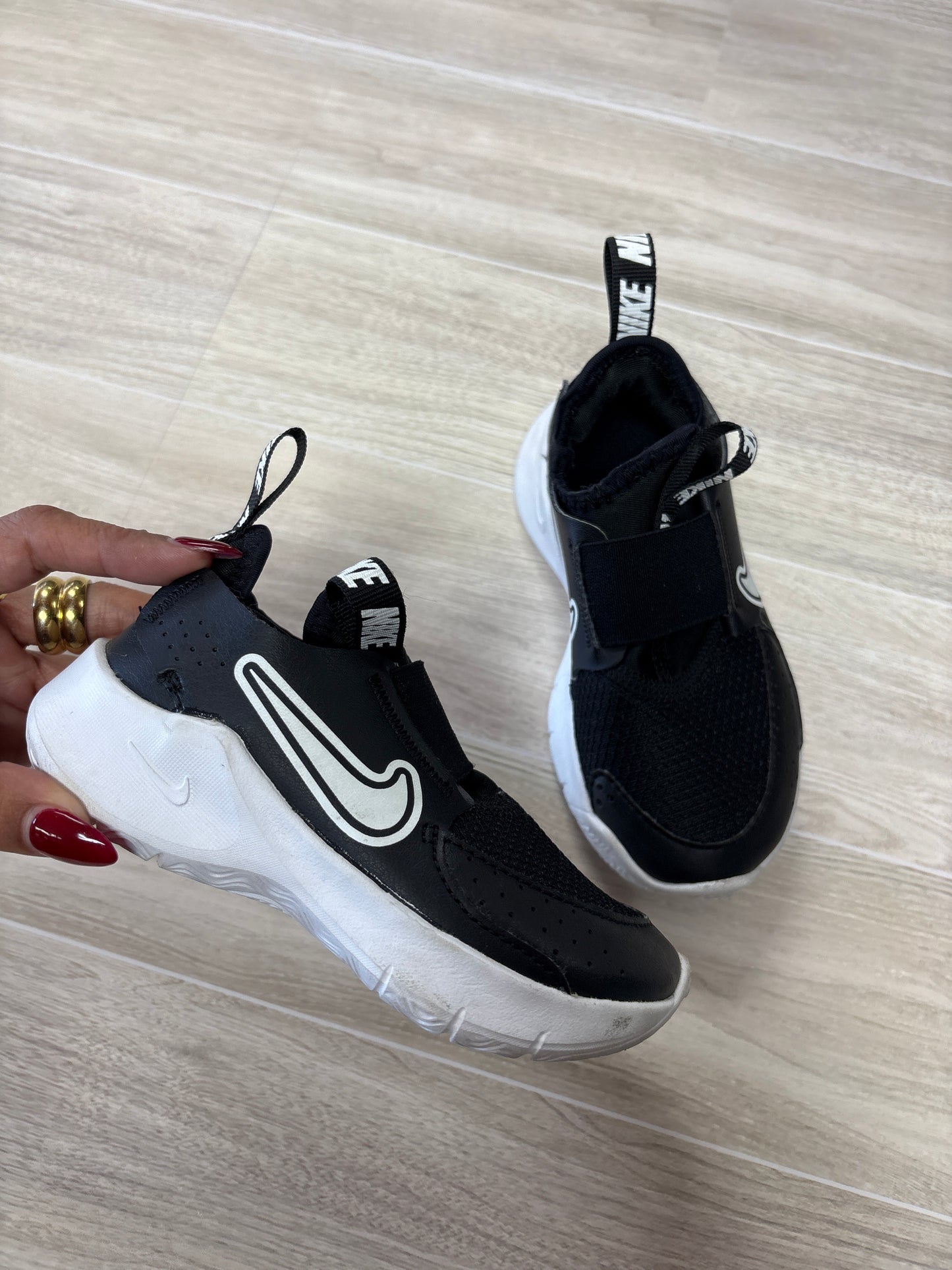 8c Nike Runner Sneakers
